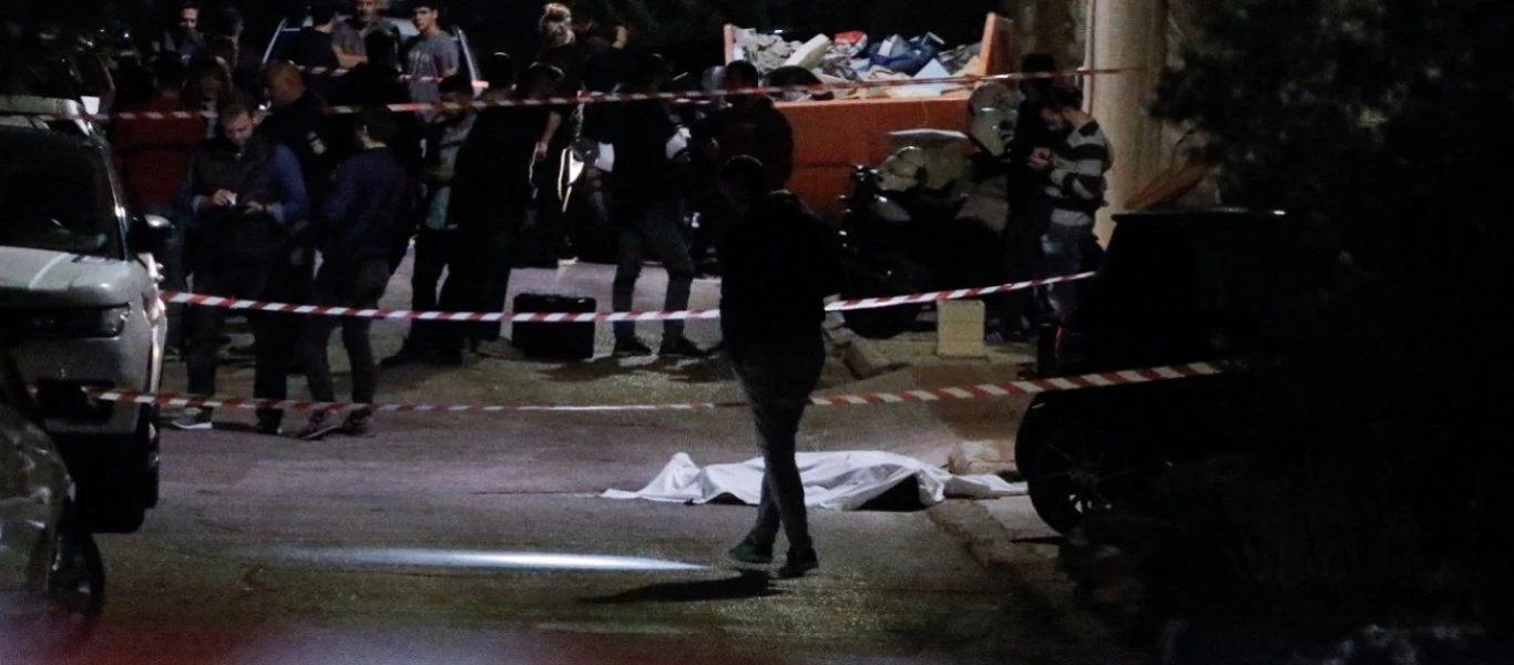 Βούλα: Παραμένει άγνωστη η ταυτότητα του «επιχειρηματία» - Το ενδεχόμενο εμπορίου ναρκωτικών εξετάζει η ΕΛΑΣ